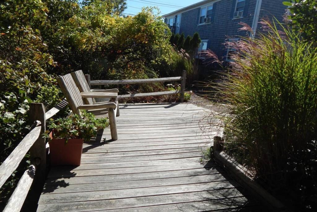 P-Town 2Br Beach Beauty On The Bay. Water View! Provincetown Exterior photo